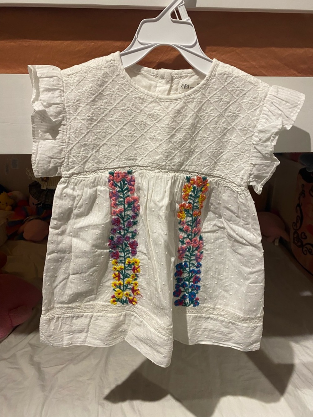 Zara White Baby Top/Dress with Multicolor Floral Embroidery 2-3 years old